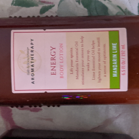 Bath & body works aromatherapy mandarin lime hand soap and body lotion - Picture 2 of 3